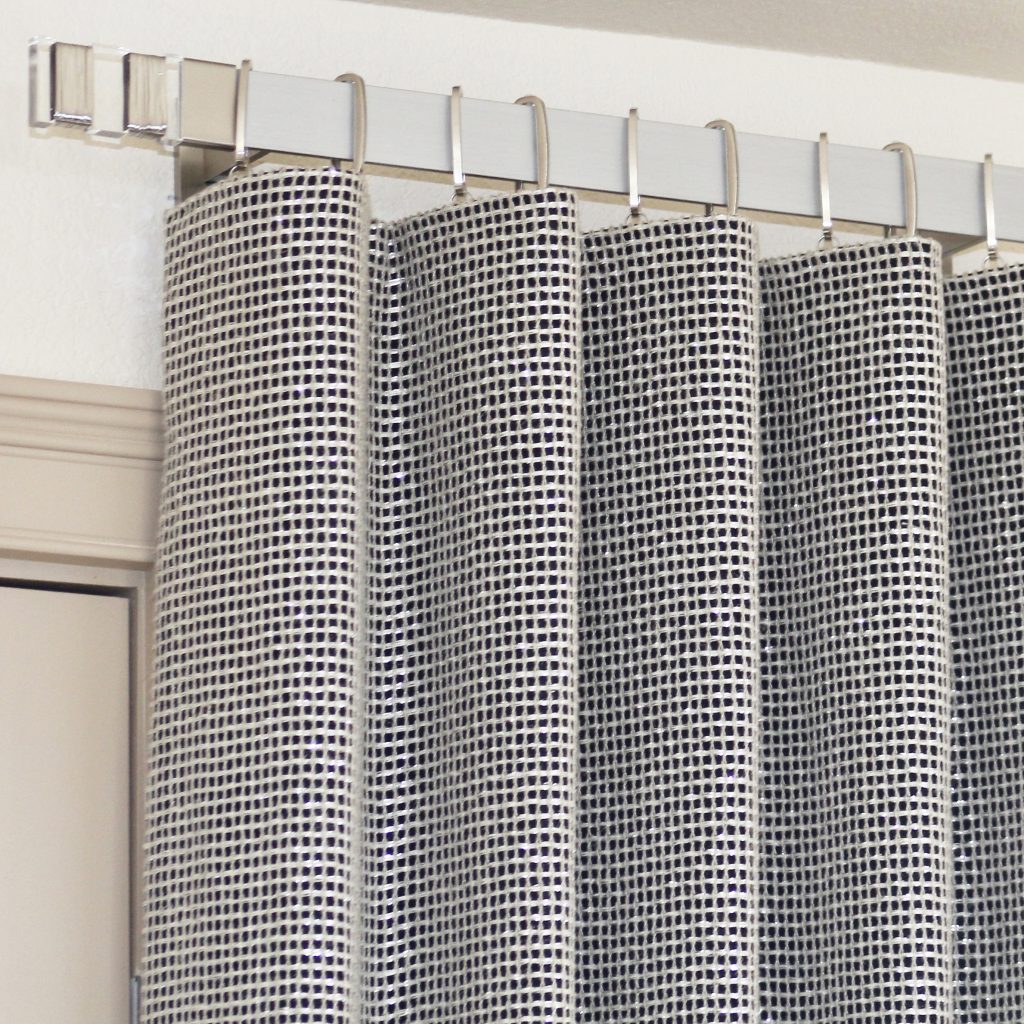 RECTANGULAR METAL DRAPERY HARDWARE