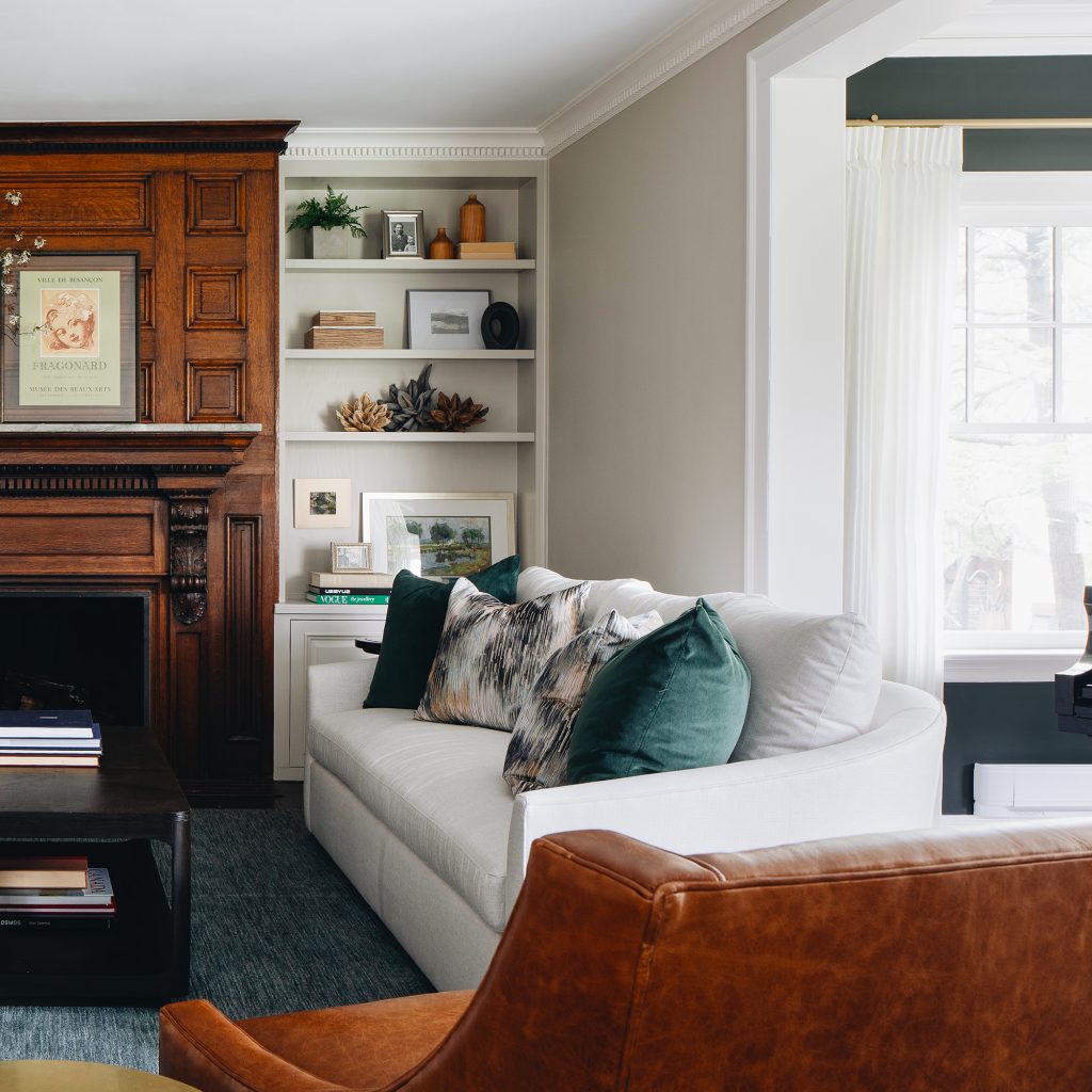 BRASS DRAPERY HARDWARE