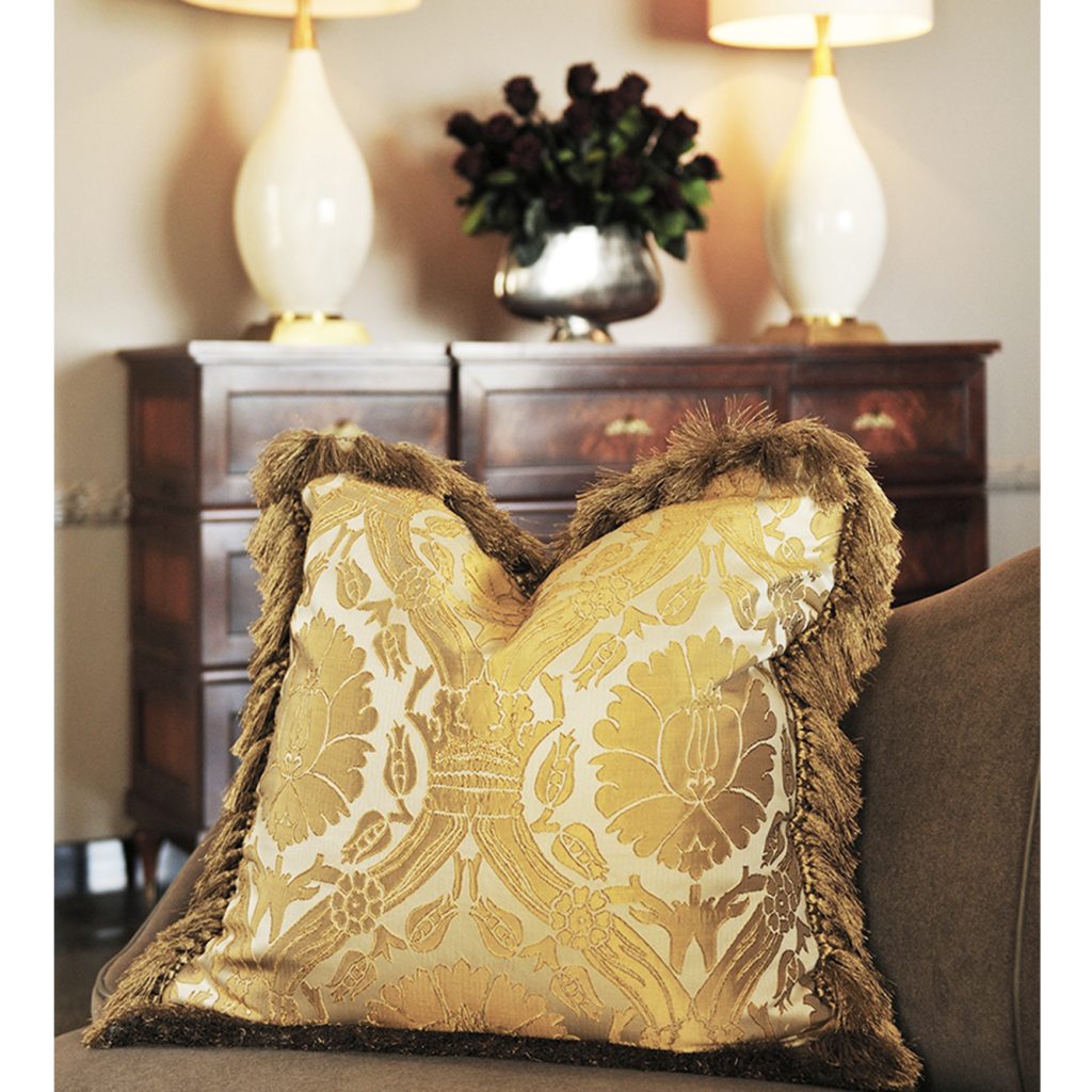 metallic trim brush fringe