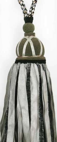 EC26887_GM8