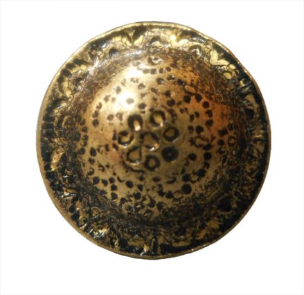 O833