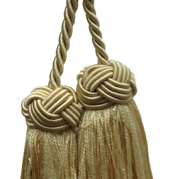 STRAW=CHAIR