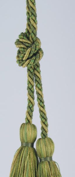 VG2196_CYP