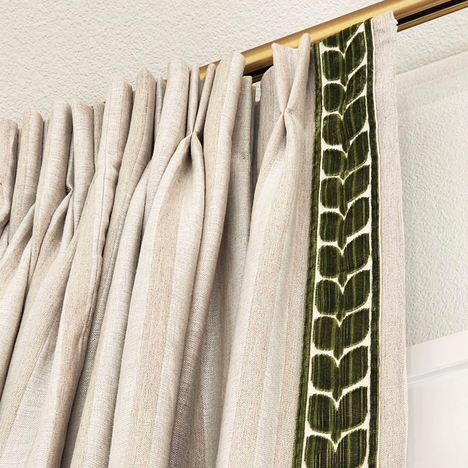 Brimar Velvet Tulip Border Trim on Drapery